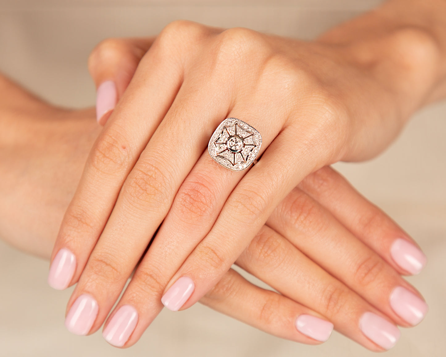 Anillo Compromiso Diamantes - Oro Blanco 18kt