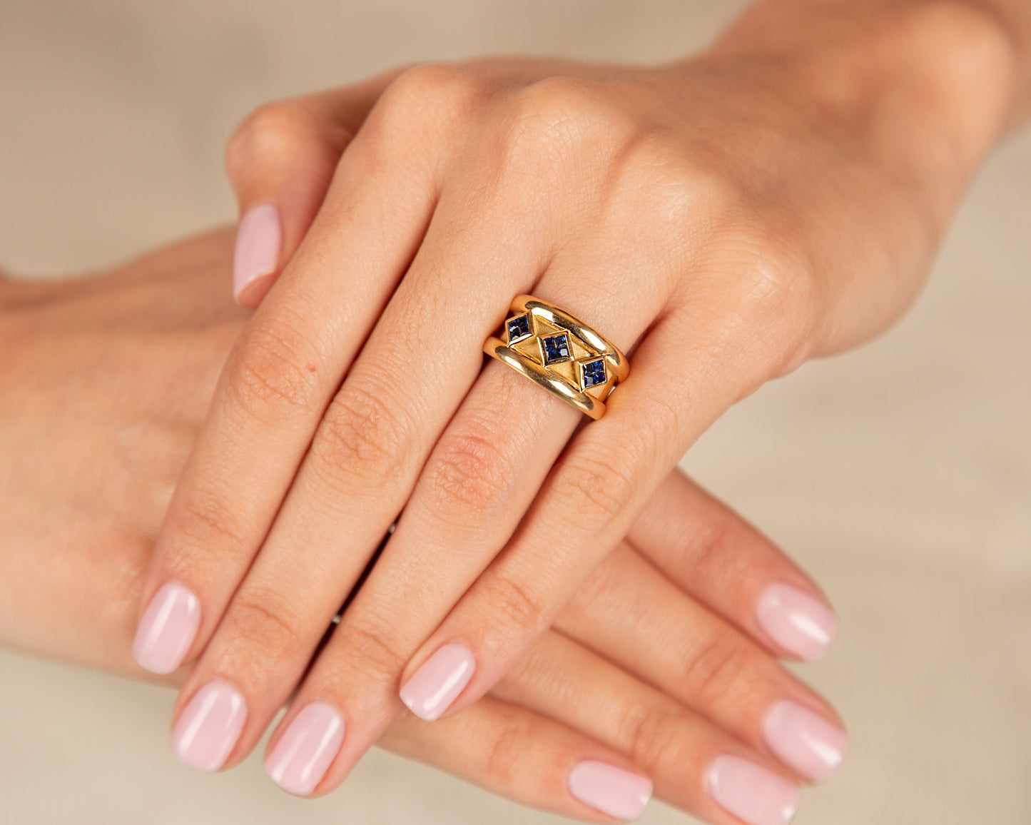 Anillo Zafiros - Oro Amarillo 18kt