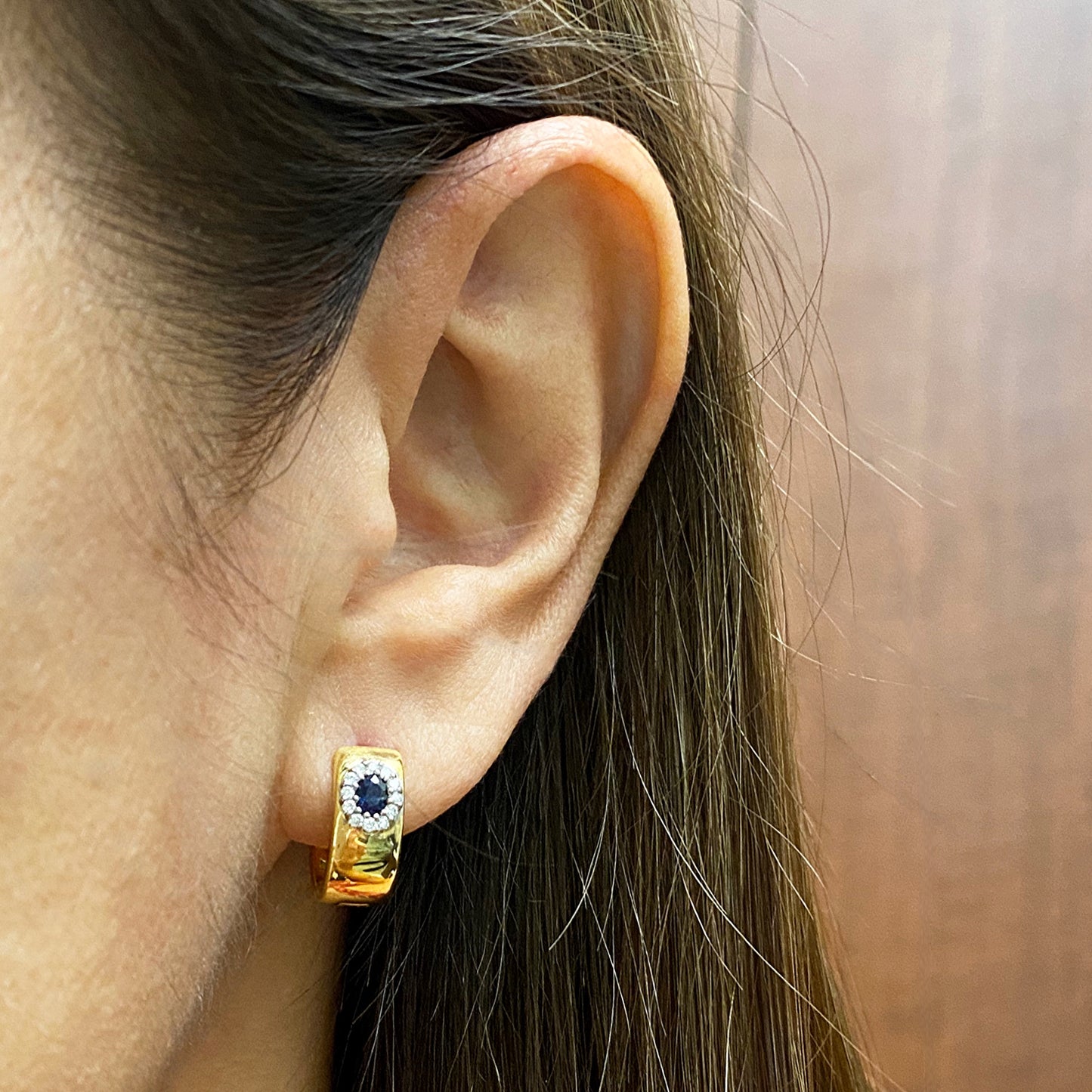 Aros Zafiros y Diamantes - Oro Amarillo 18kt