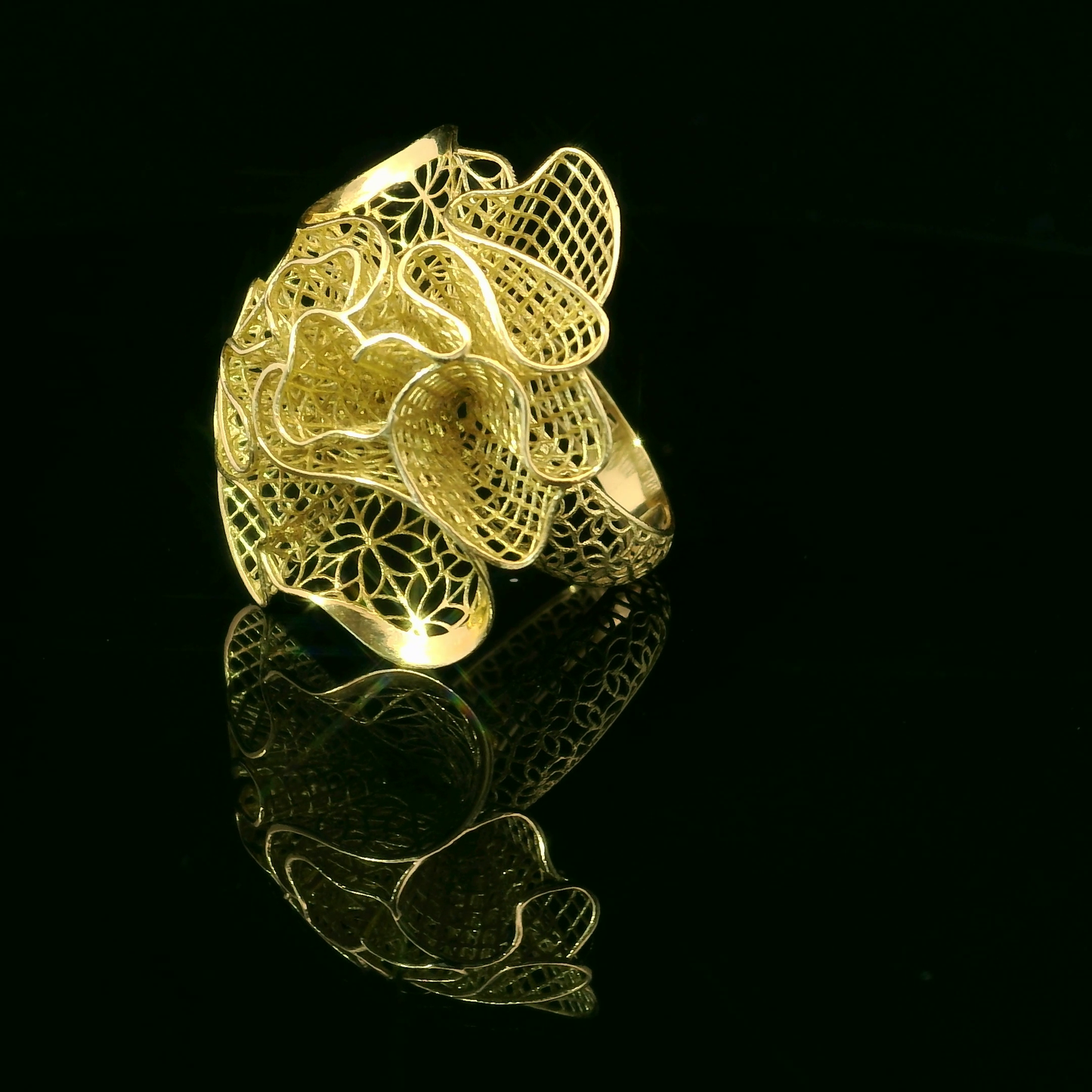 Anillo Flor - Oro Amarillo 18kt