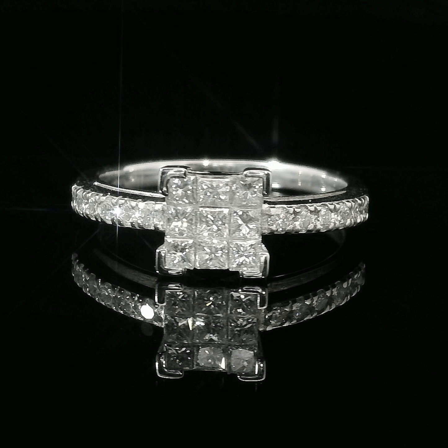 Anillo Compromiso Diamantes - Oro Blanco 18kt