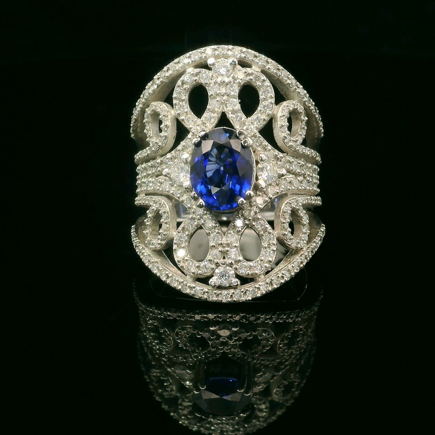 Anillo Zafiro y Diamantes - Oro Blanco 18kt