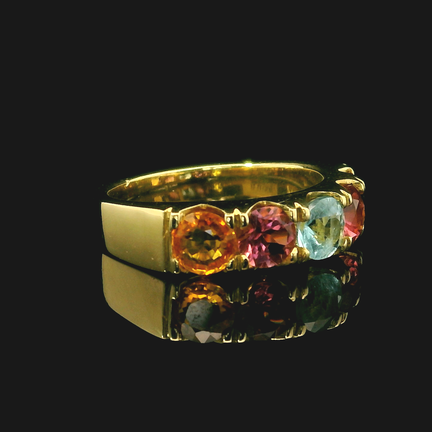 Anillo Piedra Color - Oro Amarillo 18kt