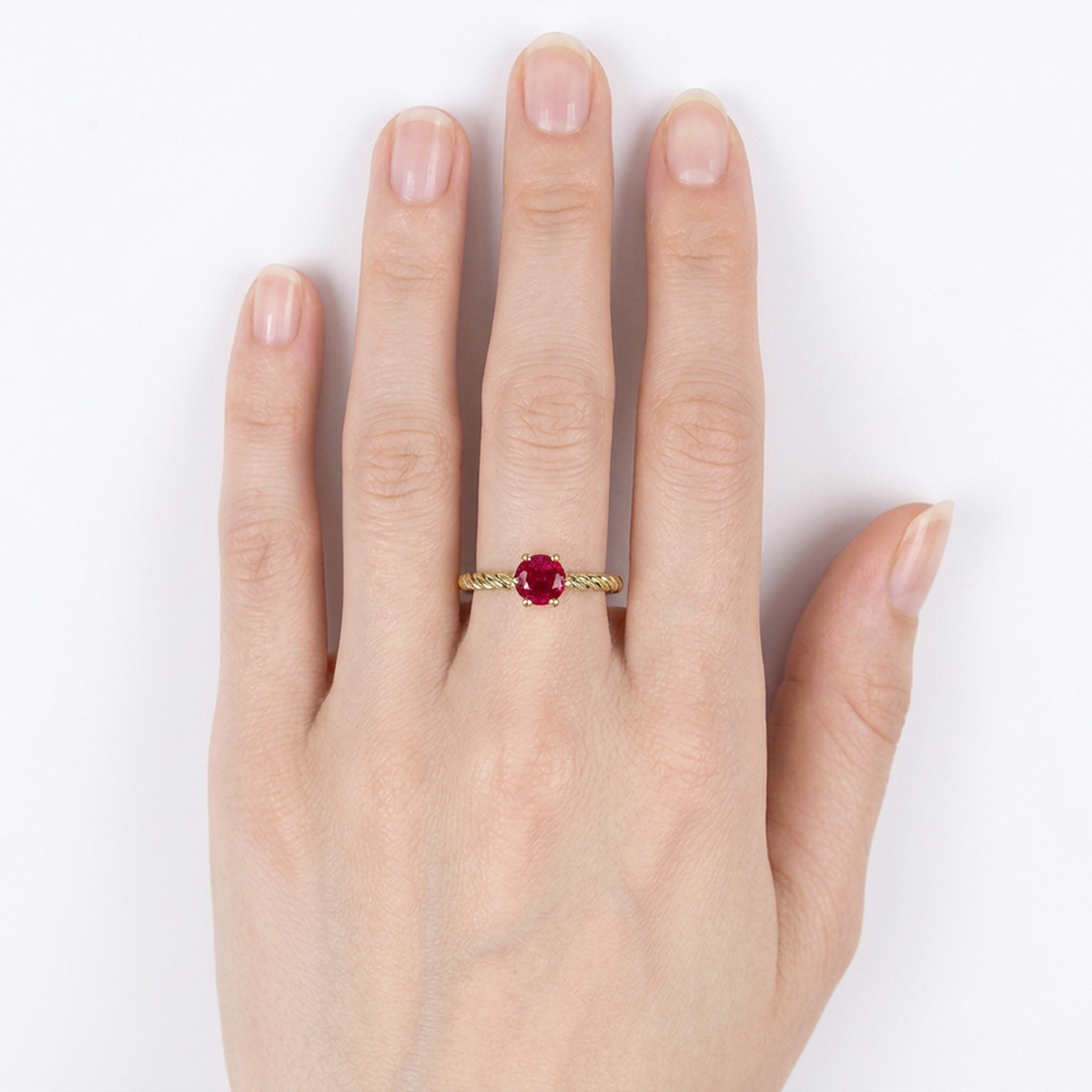 Anillo Rubí - Oro Amarillo 18kt