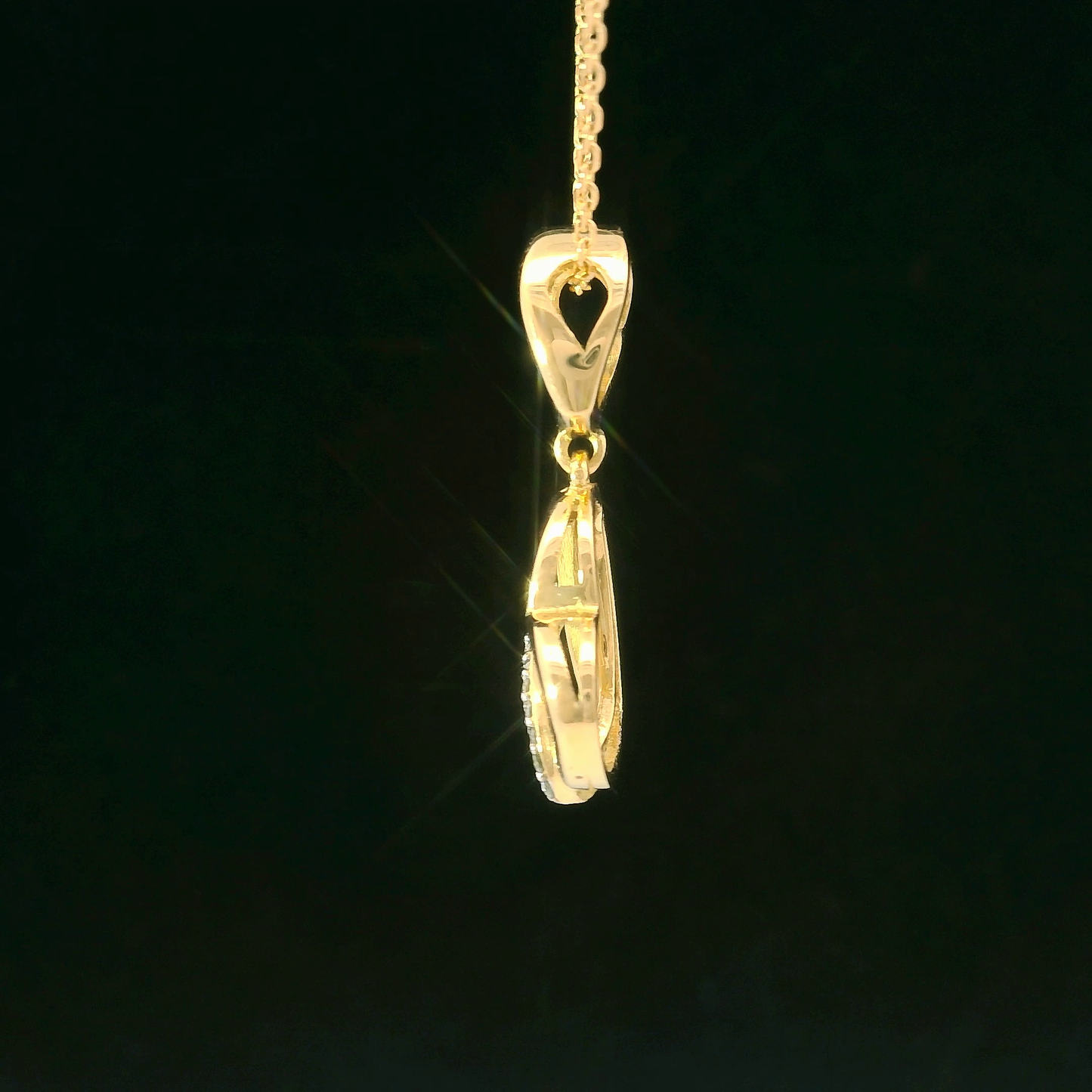 Colgante Diamantes - Oro Amarillo 18kt